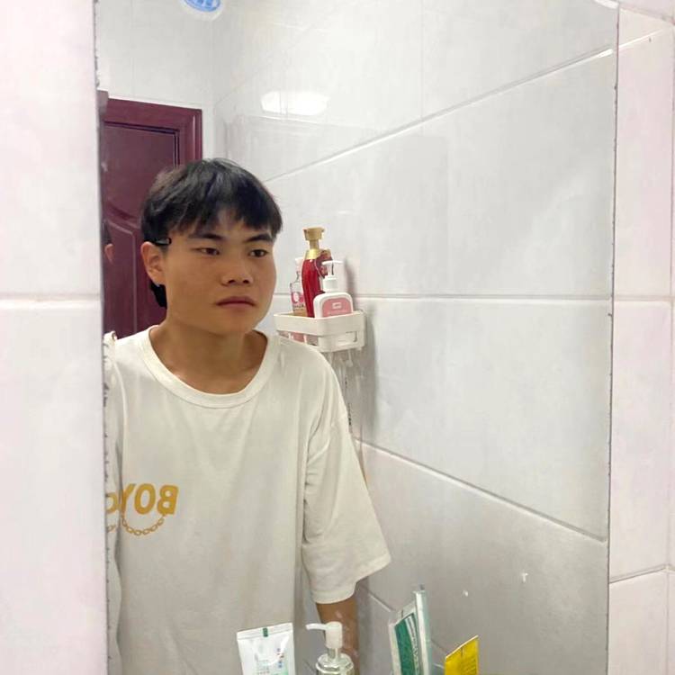 酷炫向皮带的照片