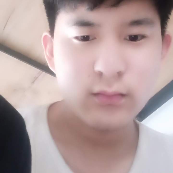 单身俊凯的照片