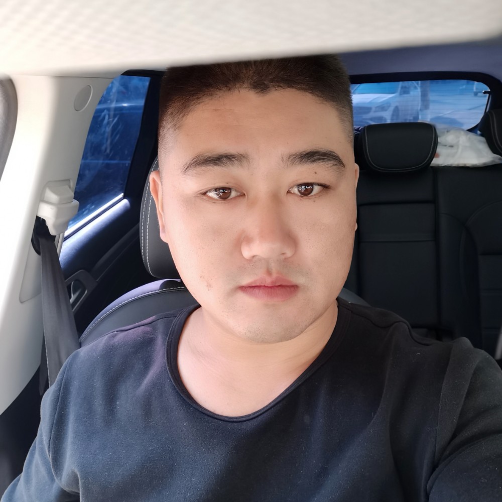 羽裳那呆萌的照片
