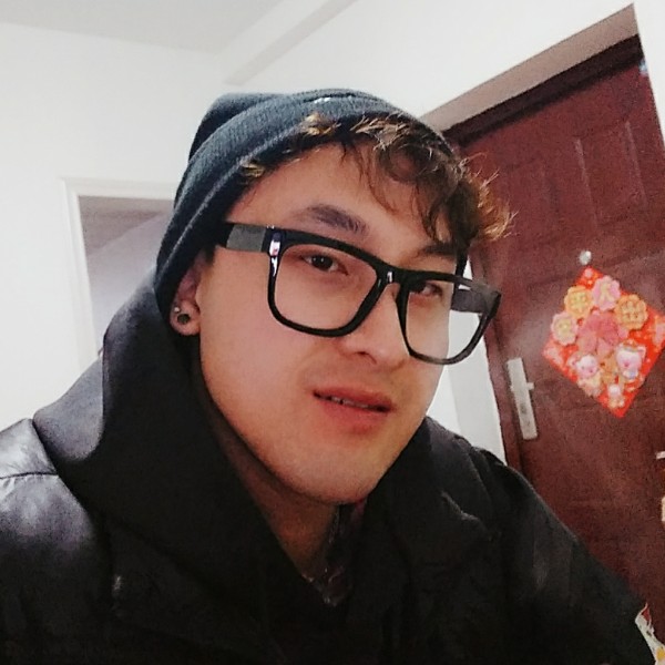 三无de成功男子的照片