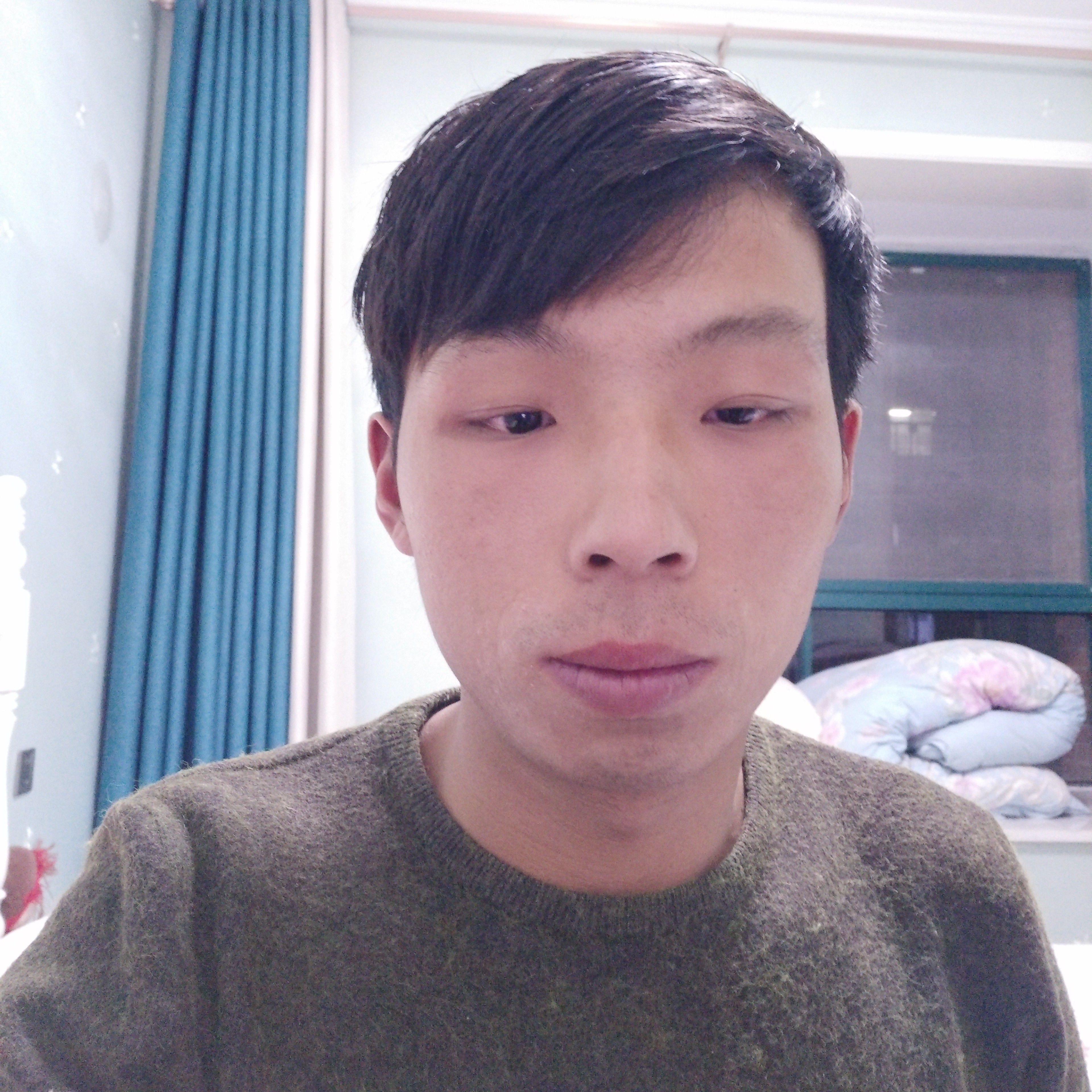 留胡子多么浮波的照片