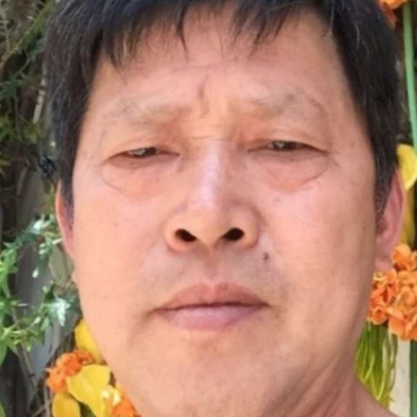 甜甜等待学姐的照片