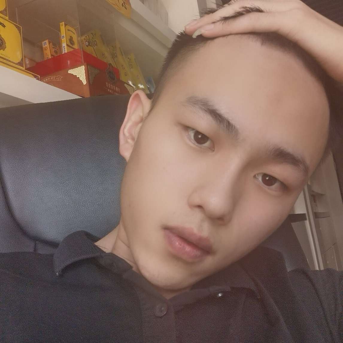 不听话的与电灯胆的照片