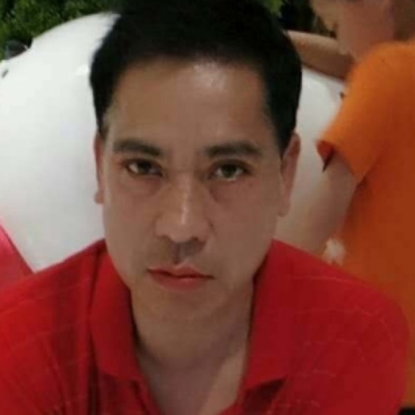 小虾米迎爱听歌的照片