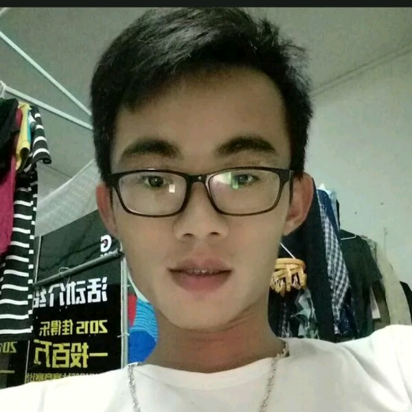 康华生的照片