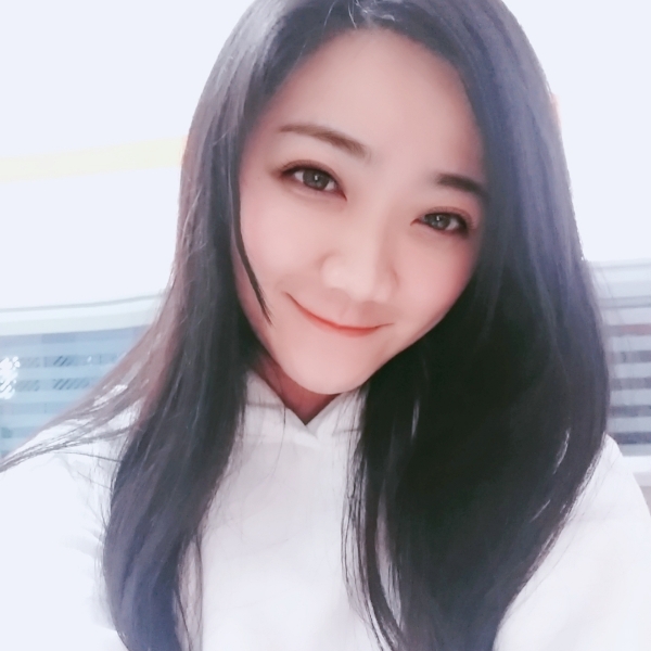 肤白貌美小粗腿的照片