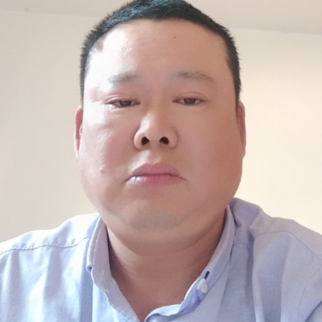 超帅钢铁侠的照片