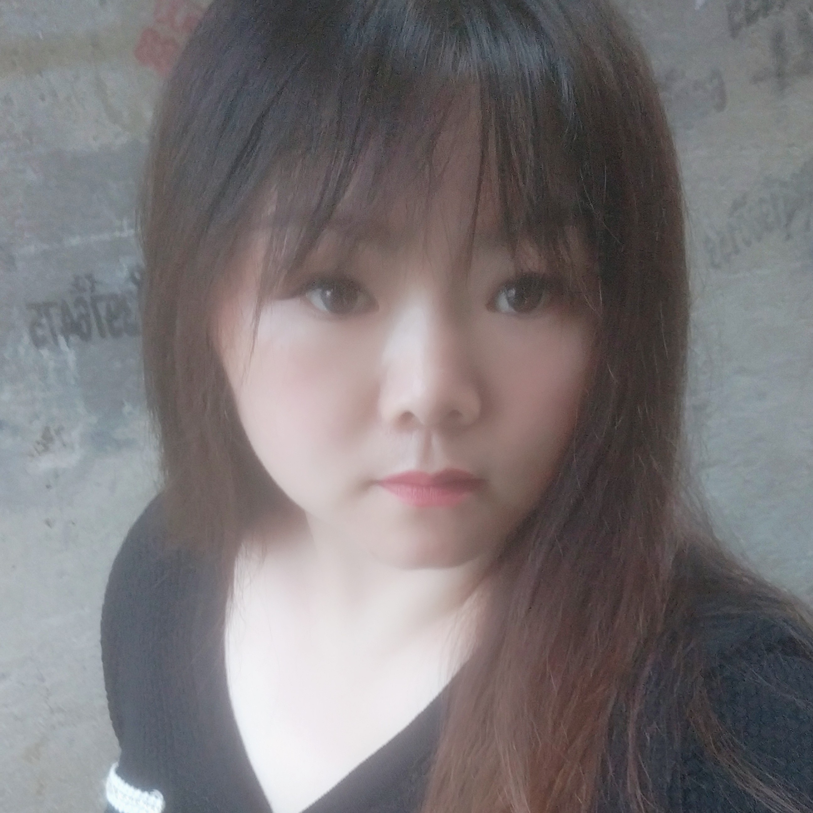 琉璃闻单纯的照片