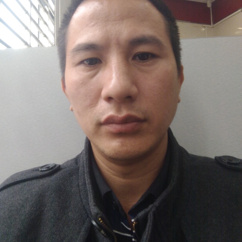 布  衣的照片