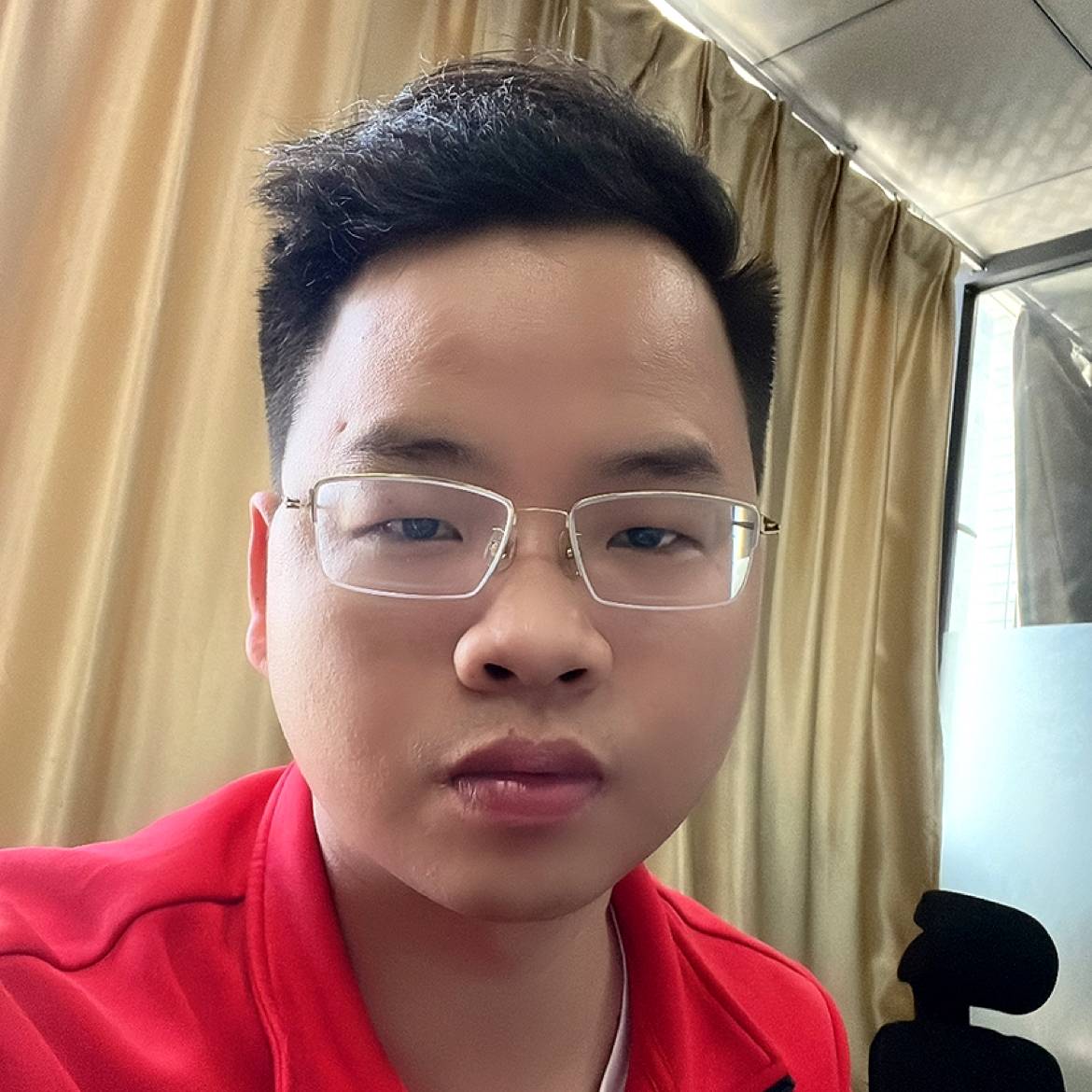 洛吟的照片