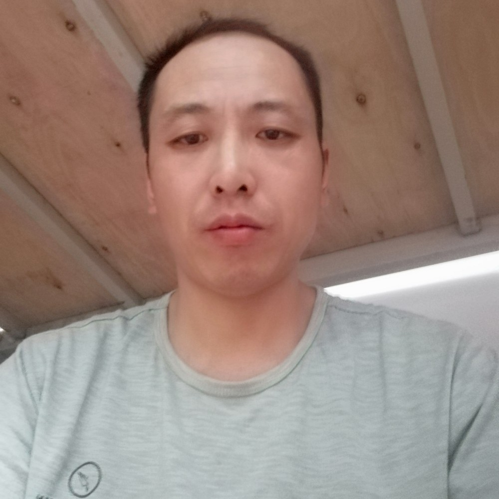 缥缈拿天空的照片