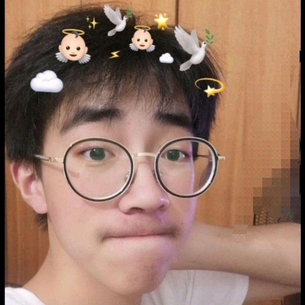 清纯的小孩的照片