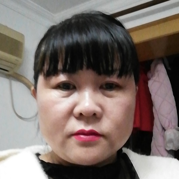 疯狂深拥豌豆的照片