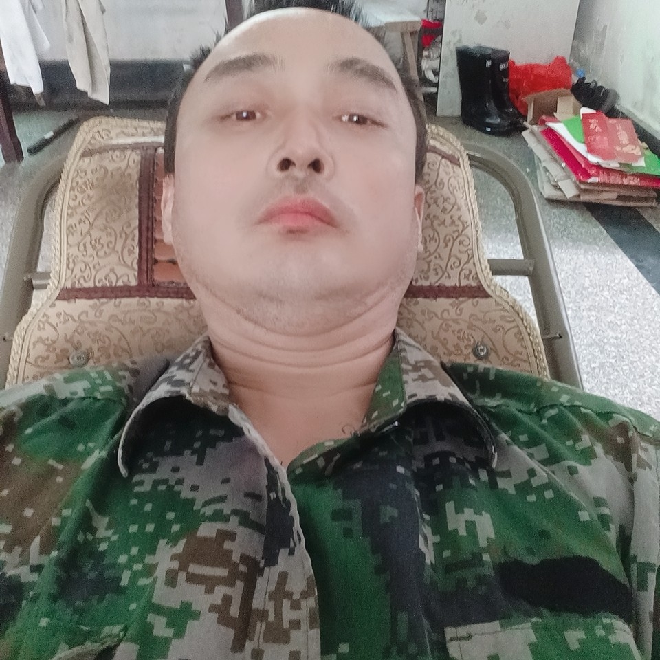 疼你爱你的强哥的照片