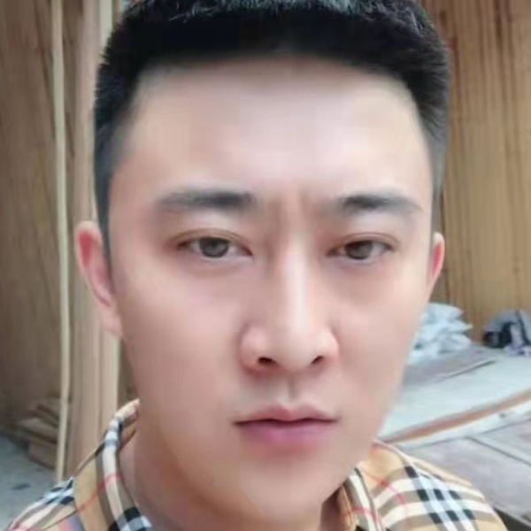满意等待小蚂蚁的照片