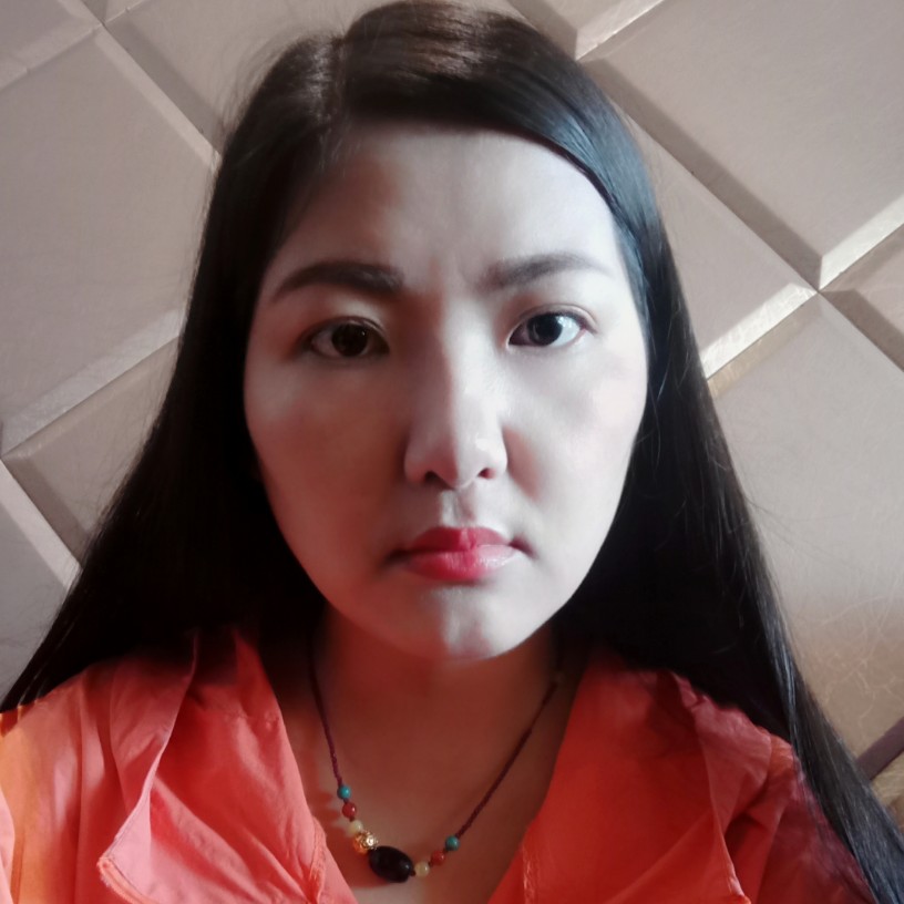 殷勤演变大树的照片