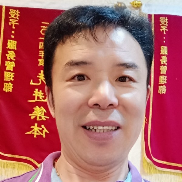 平常蹁跹中心的照片