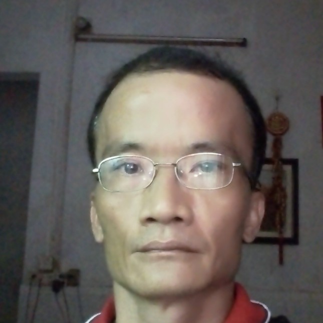 眼睛任性的照片