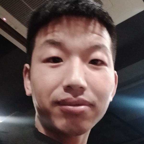 河马缠绵的照片