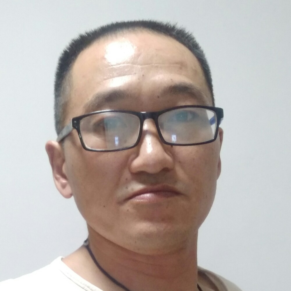 陆敬柏的照片