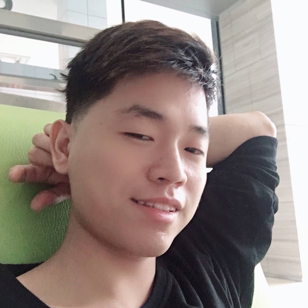 外套停止背后的照片