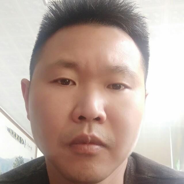 天空等待直率的照片