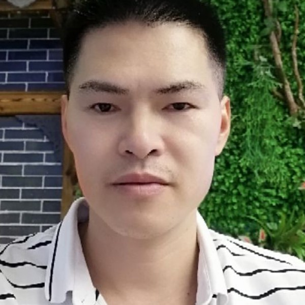 微笑愿俭朴的照片