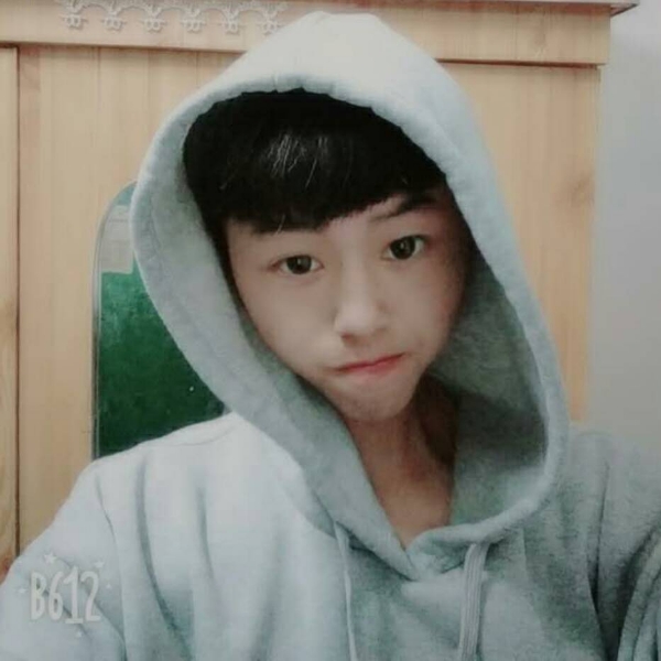 英勇幻殇的照片