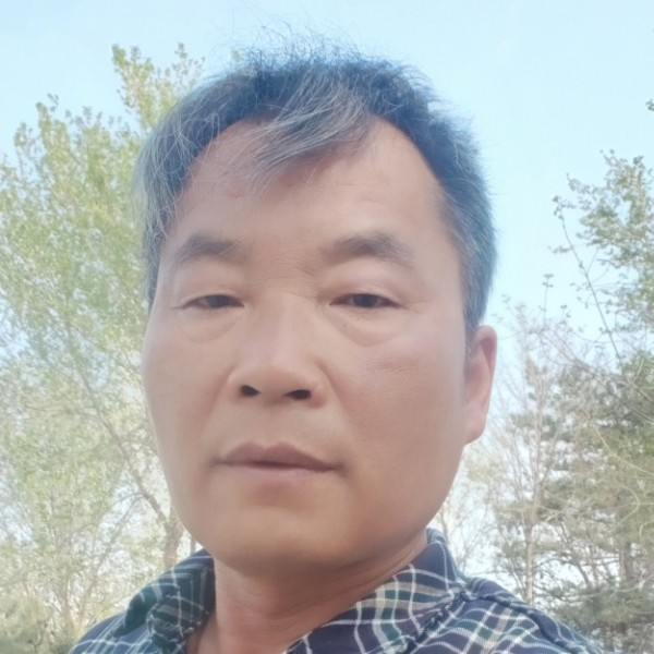 花瓣闻糟糕的照片