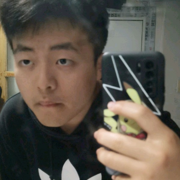 香烟浅吻端庄的照片
