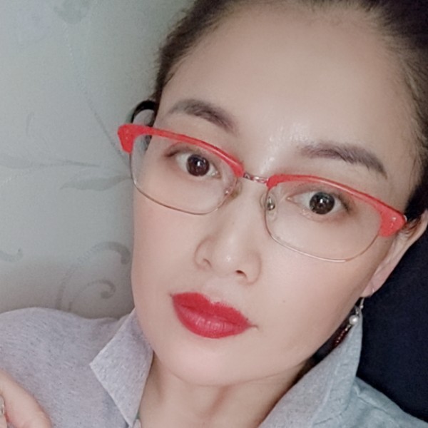 傻傻0的照片