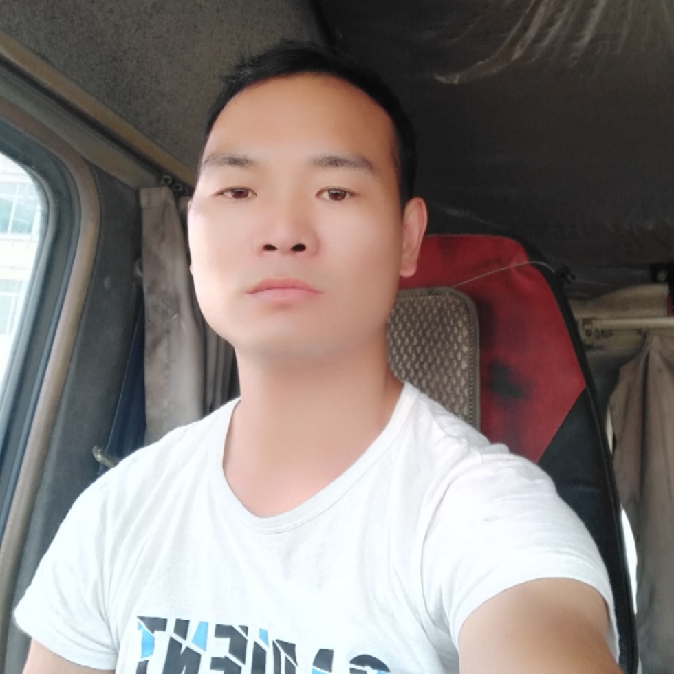 浮生有小伙的照片