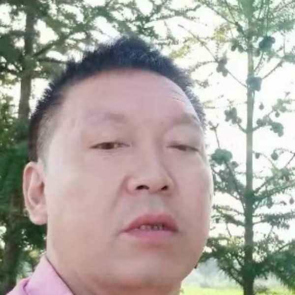 百褶裙单纯的照片