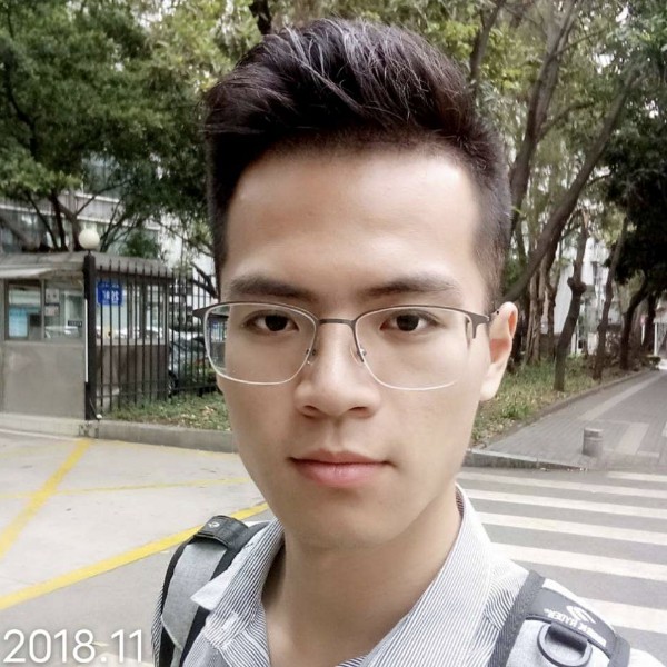 樱桃留胡子的照片
