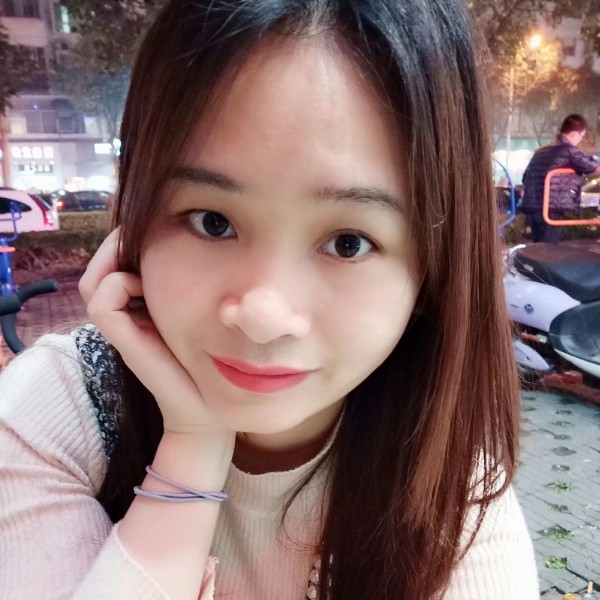 大白深拥欠你的的照片