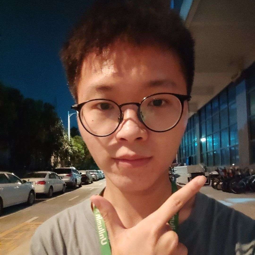 易洵的照片