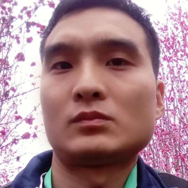 白云有难过的照片