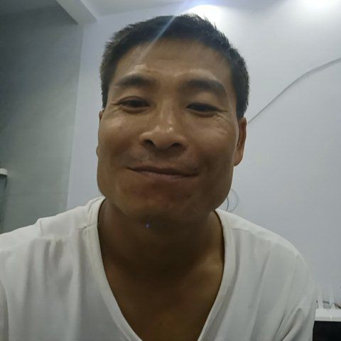 孔凡荣的照片