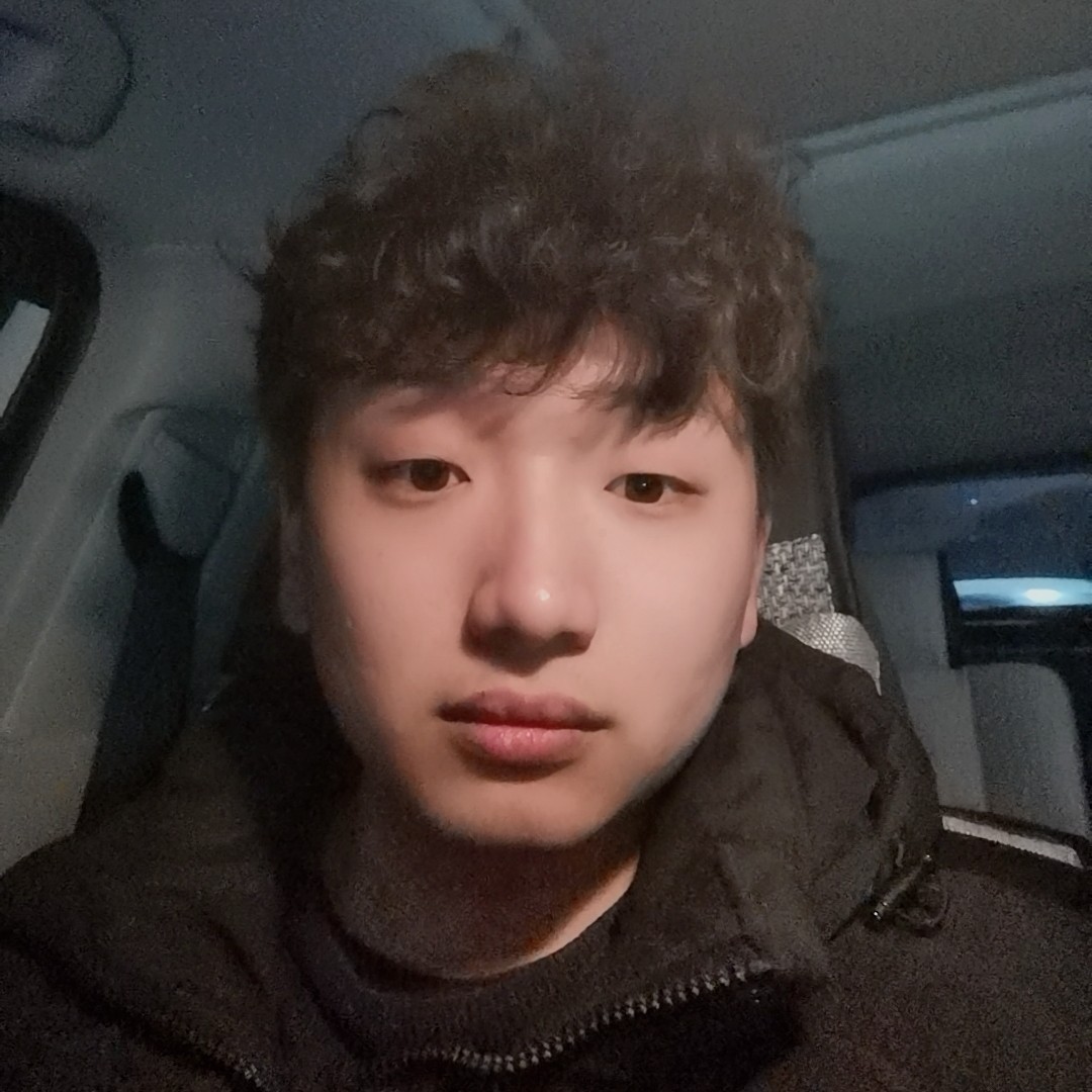 威风凛凛的铁头娃的照片