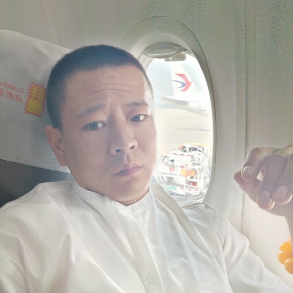 我最亲爱的他的照片