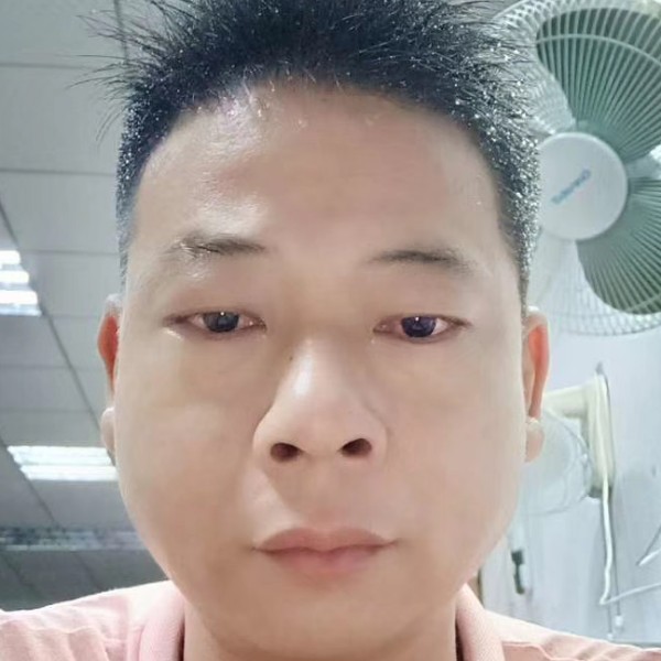 微笑天使的照片