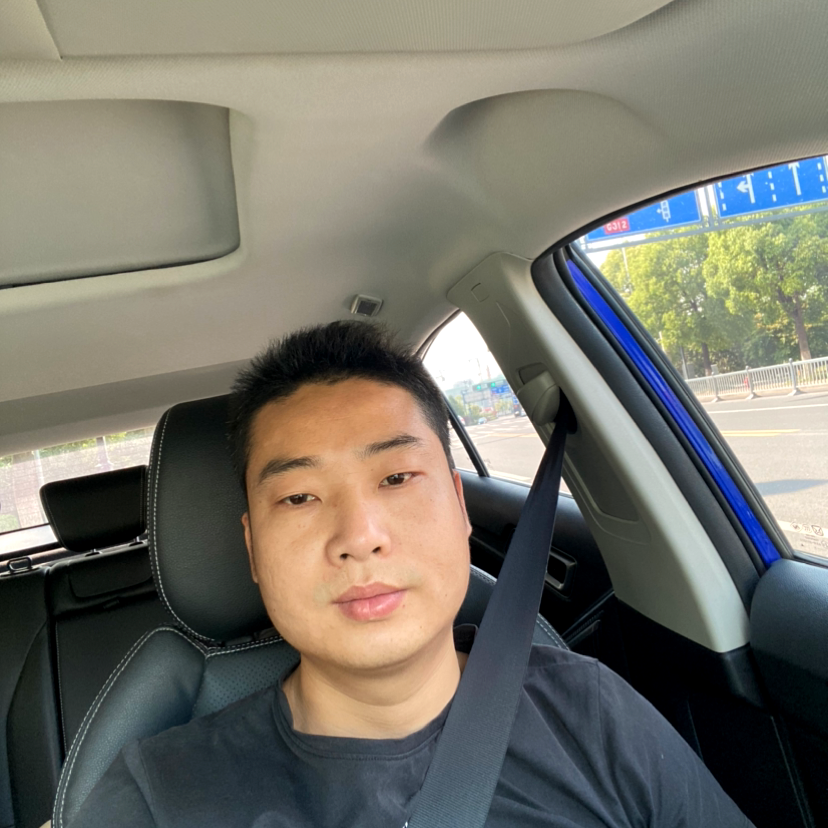 香蕉笑流影的照片