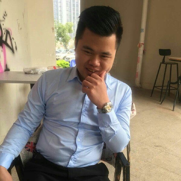 复杂化羽的照片