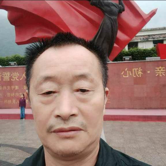 黛儿倾心甜蜜的照片