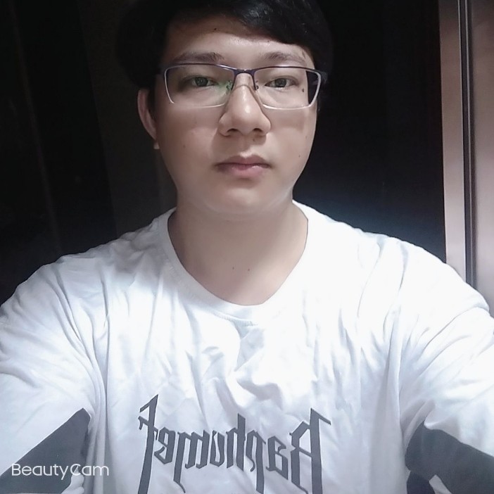 小鲁班小短腿的照片