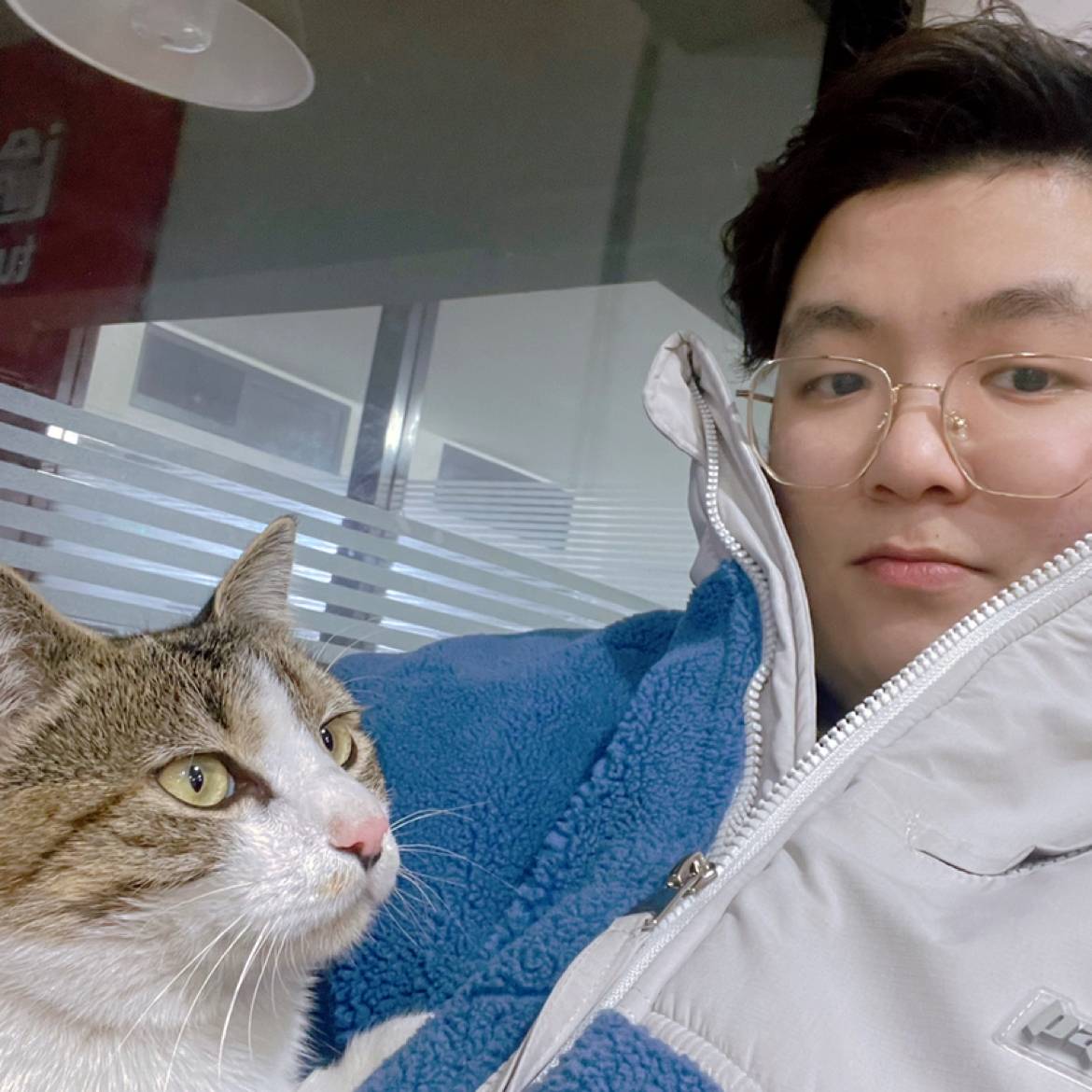 小黑磊爱生活的照片