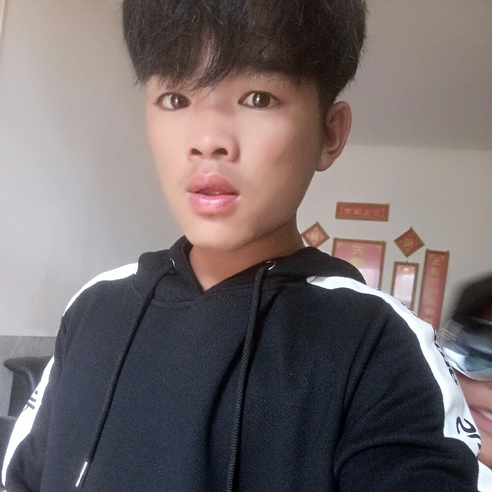 ╮薄情 如纸的照片