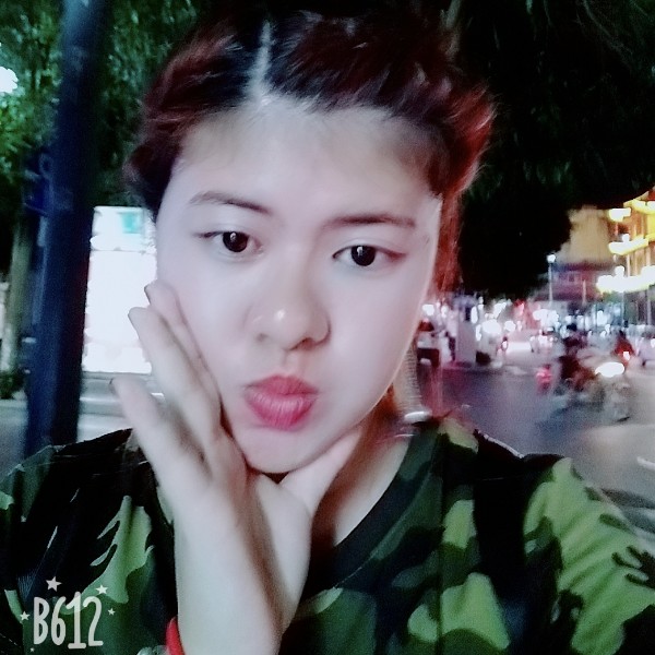 咽泪装欢，的照片