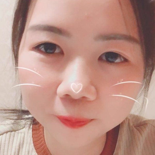 温婉唇彩的照片