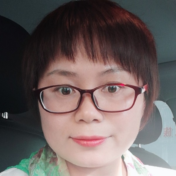 静雅思听的照片